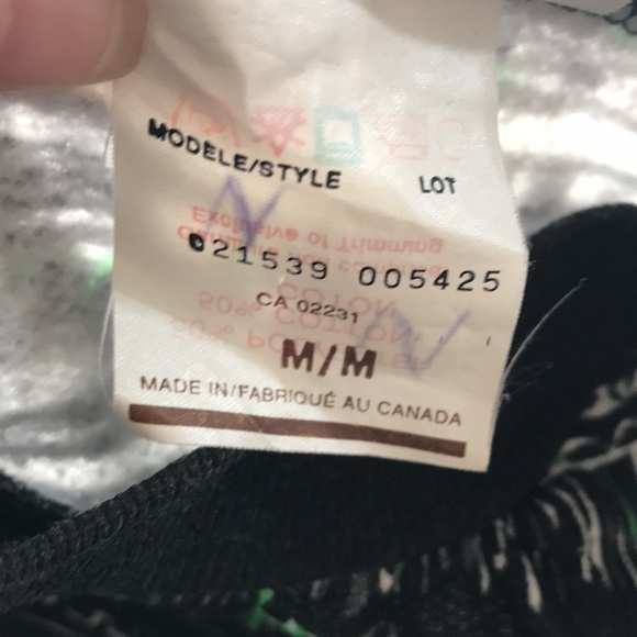 𝅺VINTAGE Wrap it up crewneck retro sweater unisex size medium - Picture 10 of 11